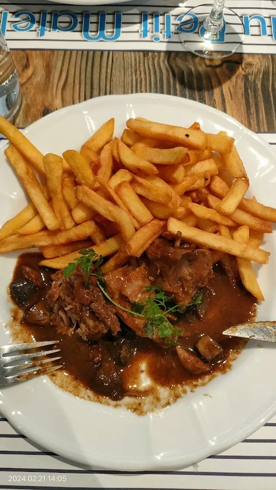 Fricassée de Canard Et Frites